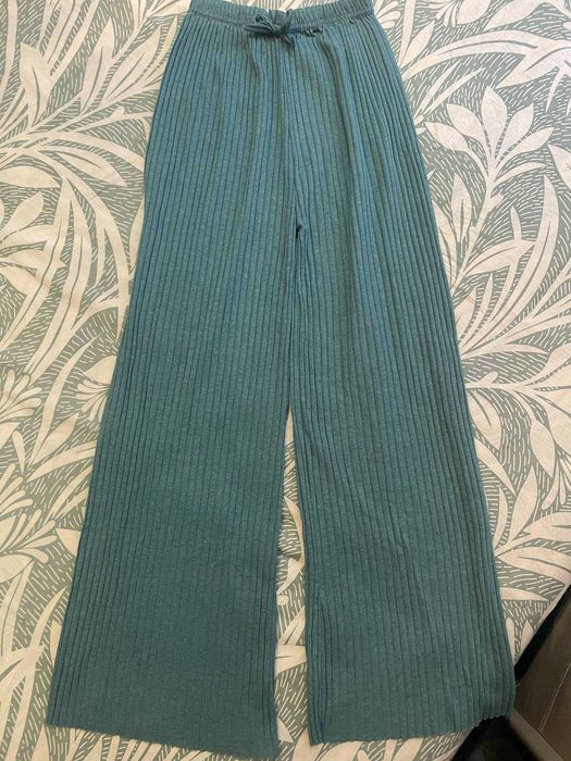 нов Дамски панталон широк в зелен цвят, и Дамско дънково яке цена