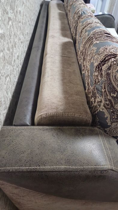 Продам диван мягкий уголок