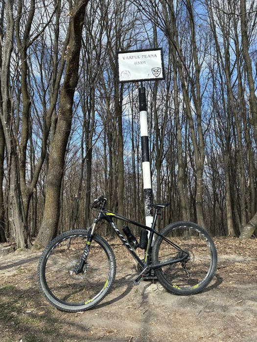 Scott Scale 920 Premium 29” Full Carbon M