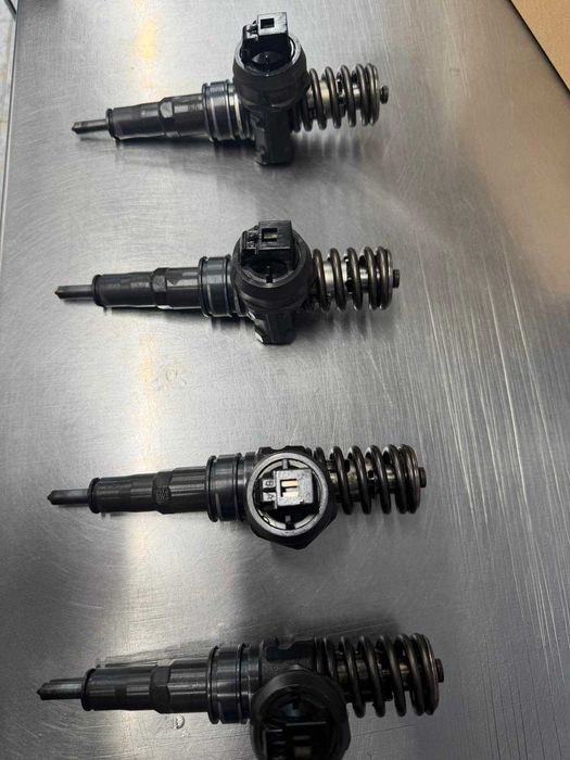 Втора употреба помпа-дюзи Bosch 0 986 441 567/0414720312/0414720362 за VAG 2.0 TDI (BMM / BMP)
