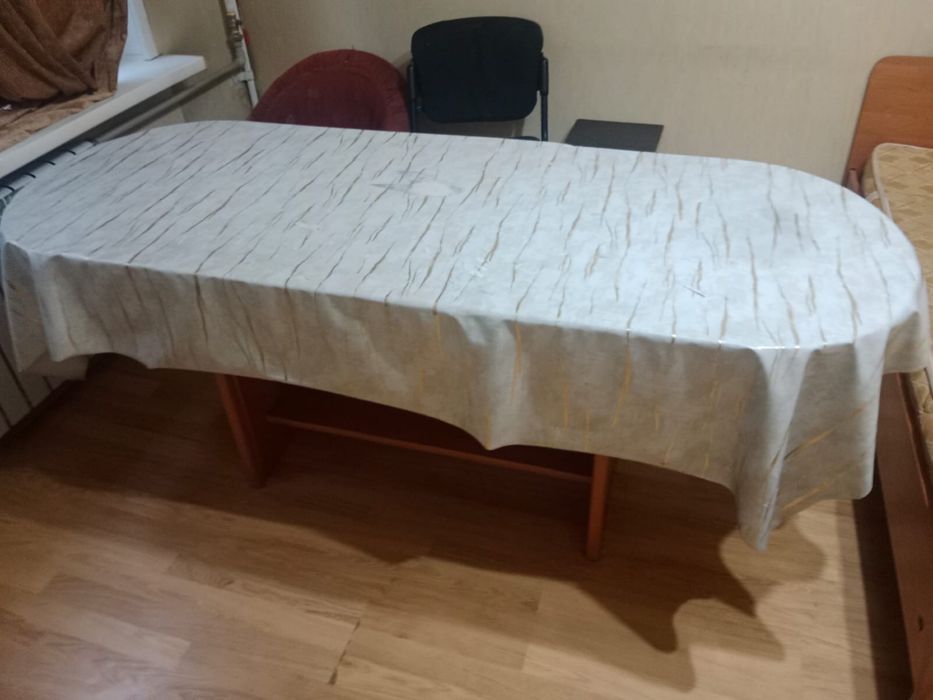 Диваны, шкафы куханные, столы, двери
