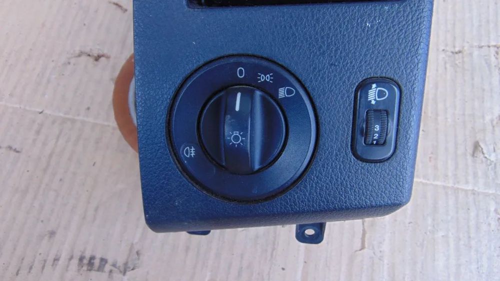 Bloc lumini VW Crafter 2006-2013 dezemmbrez VW Crafter 2.5 CECB manual