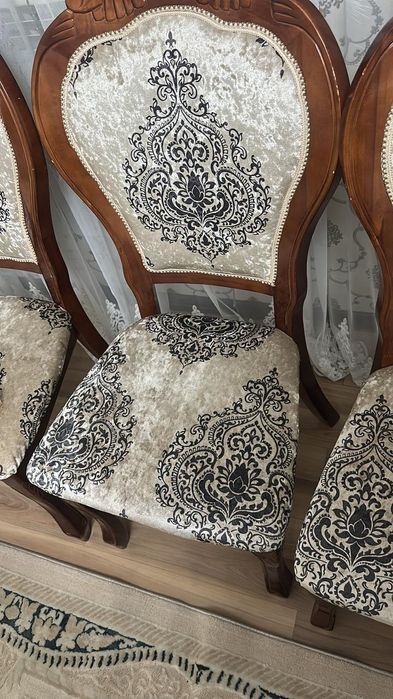 Продам стол со стульями