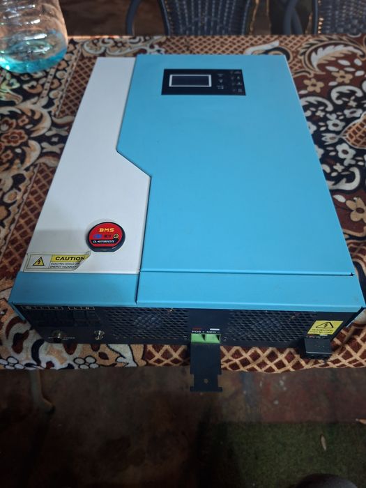 Vand statie invertor pentru panouri solare