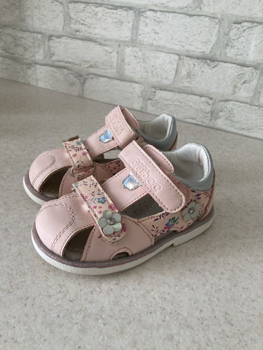 Детская одежда и обувь