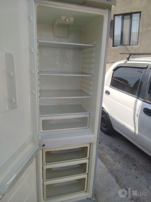 Продам холодильник LG