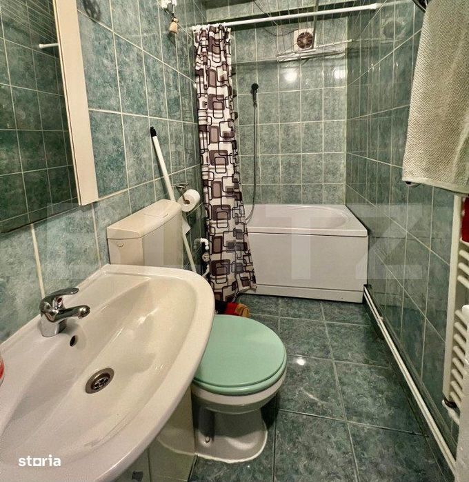 Apartament 2 camere semicentral, 41 mp, zona strazii Paris