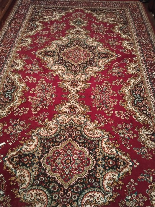 Продам ковер 2.5х5м. в хорошем состоянии