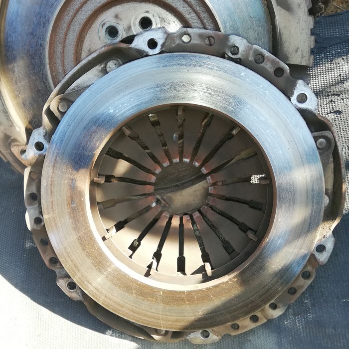 Kit ambreaj /volantă /disc placă presiune Renault 1,5 Euro 4