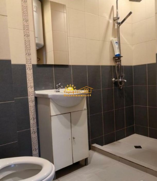 Дава се под наем Едностаен апартамент в Бургас, Сарафово - 40 кв.м за 255 € - Снимка #3