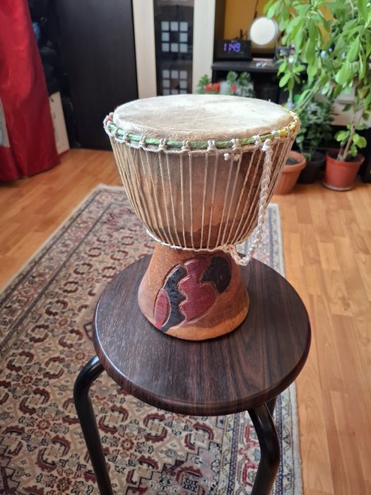 Tarabana trafitionala  Djembe africana
