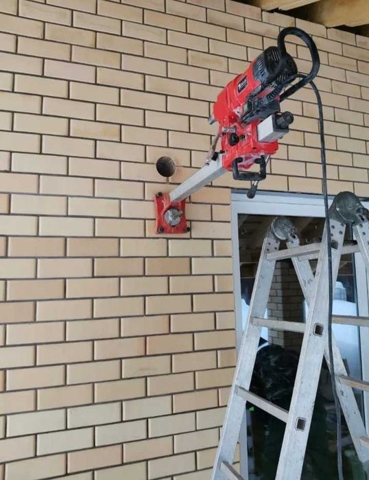 Резка бетна, резк асфальта и стяжки