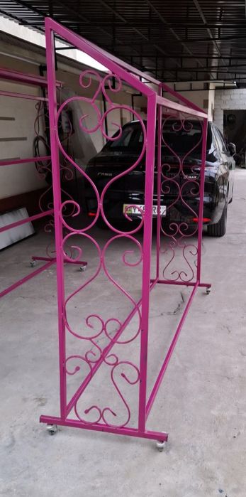 Metall stellaj. Металлический стеллаж.