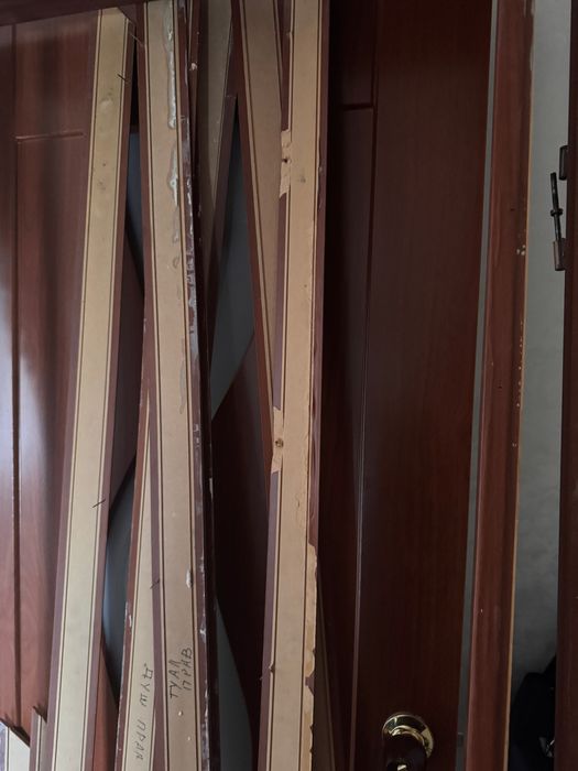 Отдам даром 3 двери