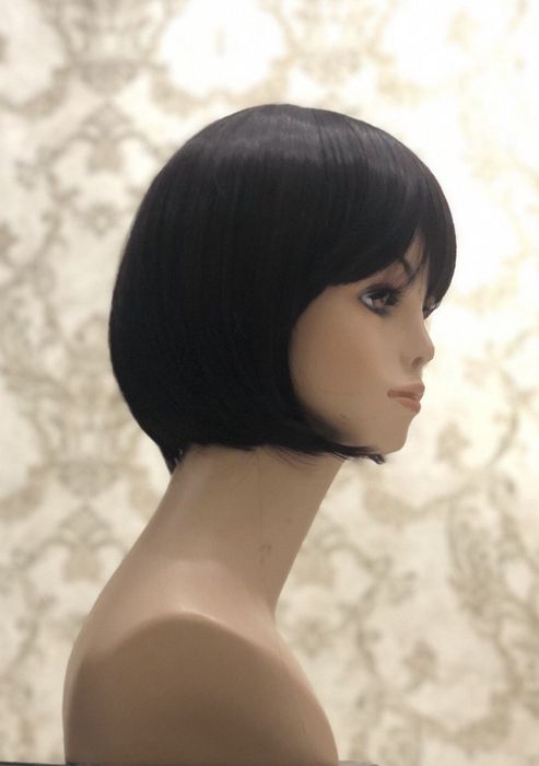 У нас разные парики продается