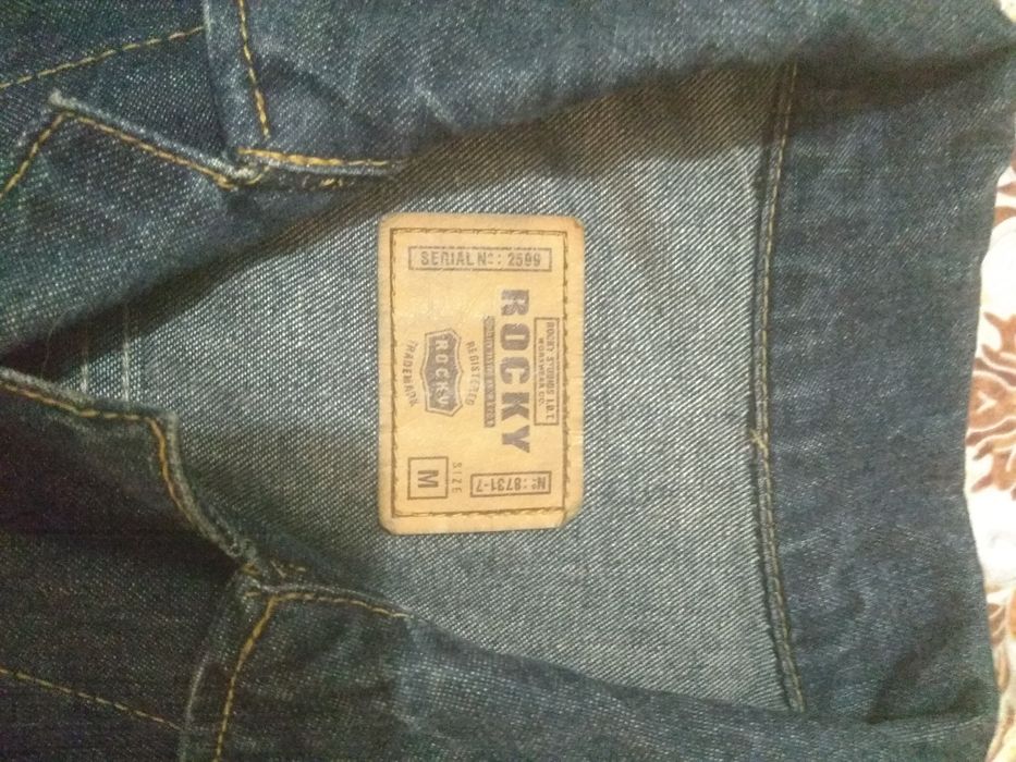 Пиджак джинсовый