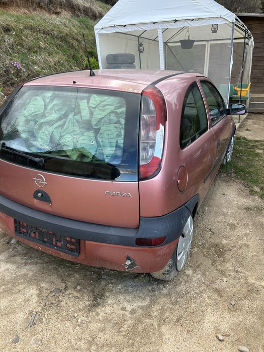 Vand opel Corsa 2001 973cm3 pentru dezmembrat