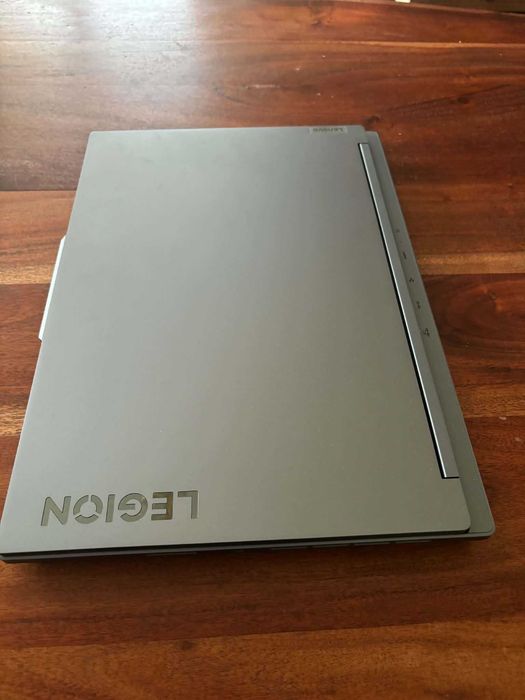 Laptop Lenovo Legion Slim 5 32GBRAM SSD1TB - NVIDIA GeForce RTX 4070 8GB