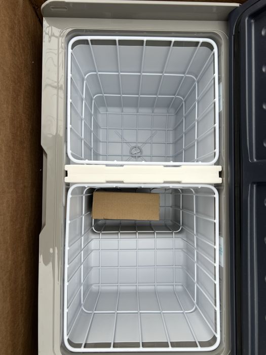 Преносим хладилник AAOBOSI 60л 12/24/220v