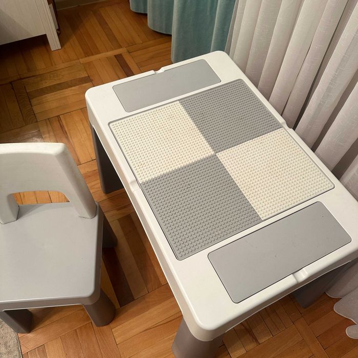 Măsuță copii Multifun + scaun, alb/gri, stare bună – 275 lei negociabil