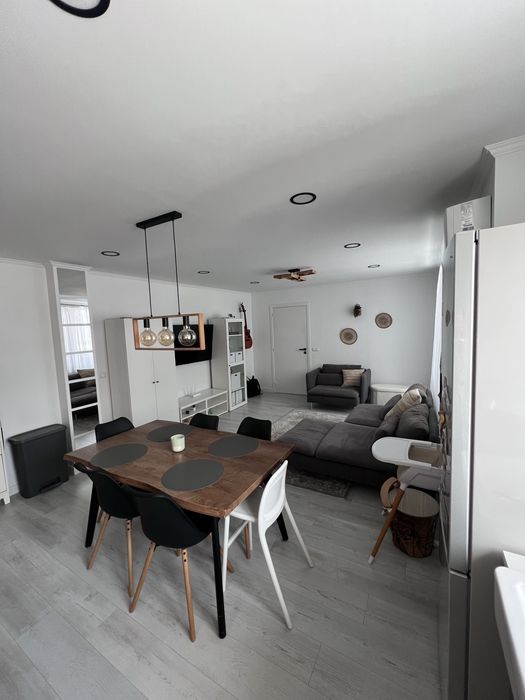 Apartament 3 camere-etaj 1-renovat complet