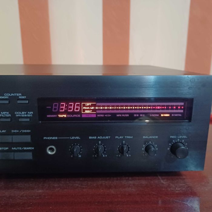 Casetofon deck Yamaha KX-650