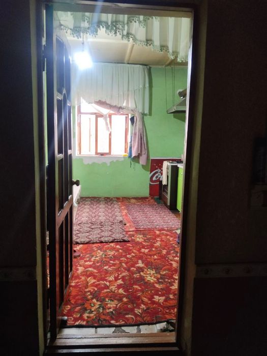 Уй сотилади 4 хонали