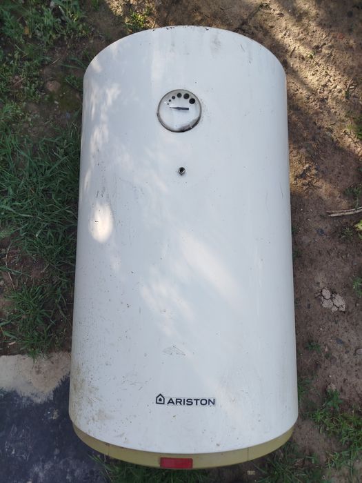 Бойлер Ariston 80л