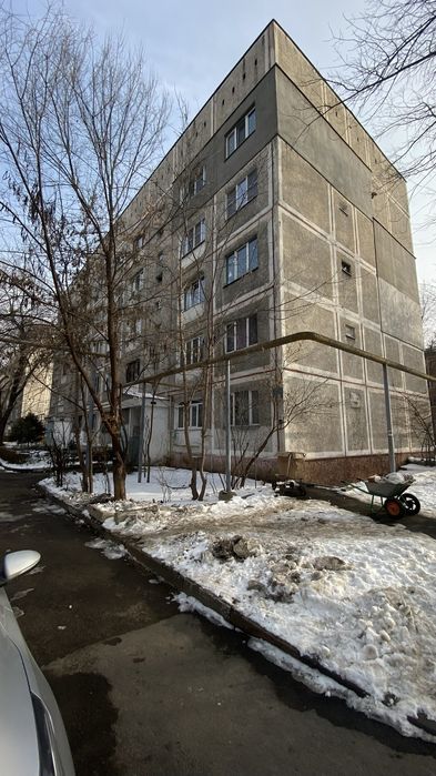 Сдаётся 1-комнатная в 12-м микрорайоне