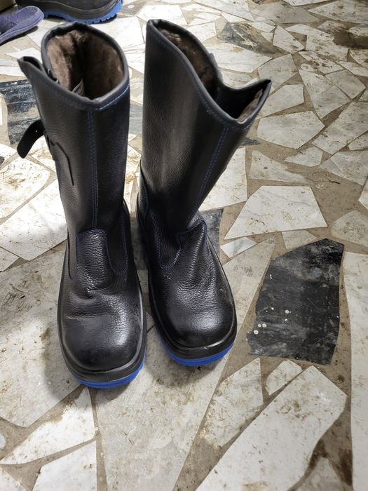 Зимняя спец обувь