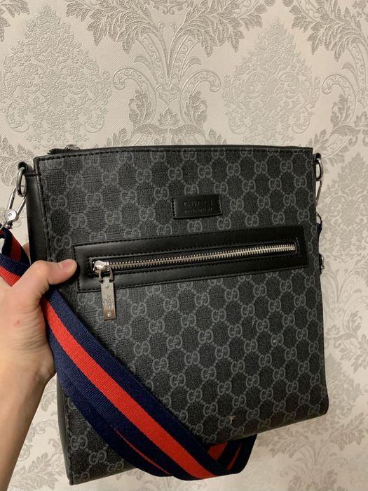Продам GUCCI барсетка