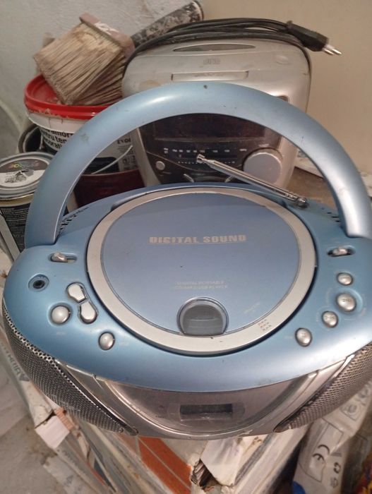 Radio-uri mici model mai vechi