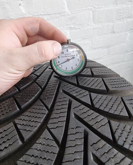 Tesla model s джанти 19 със зимни гуми