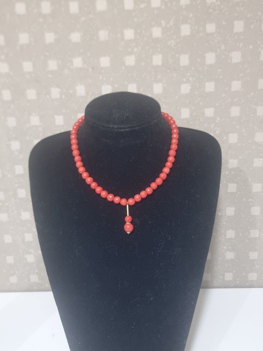 Colier din coral roșu natural închizătoare din aur