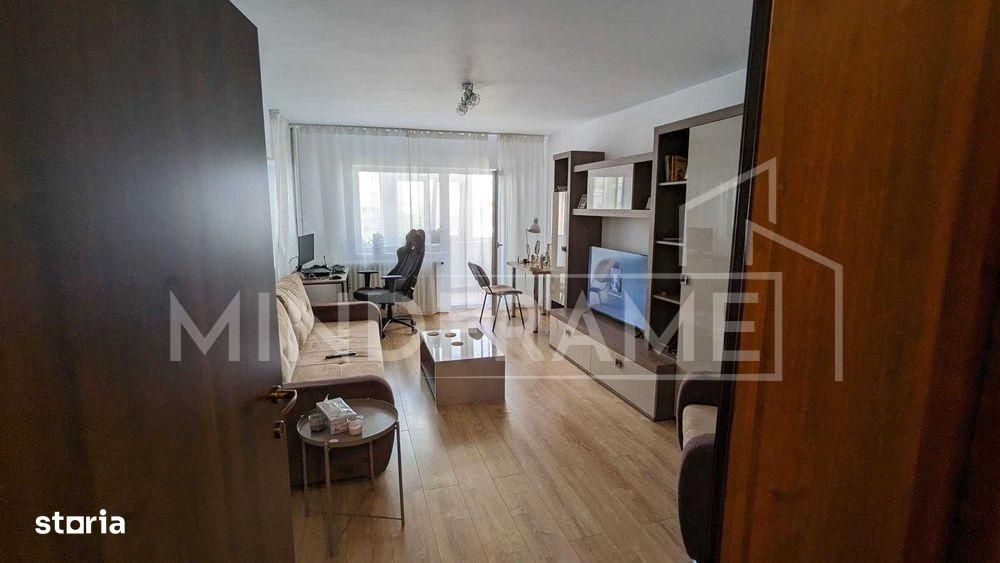 Piata Unirii Metrou Renovat Decomandat — fotografia 1