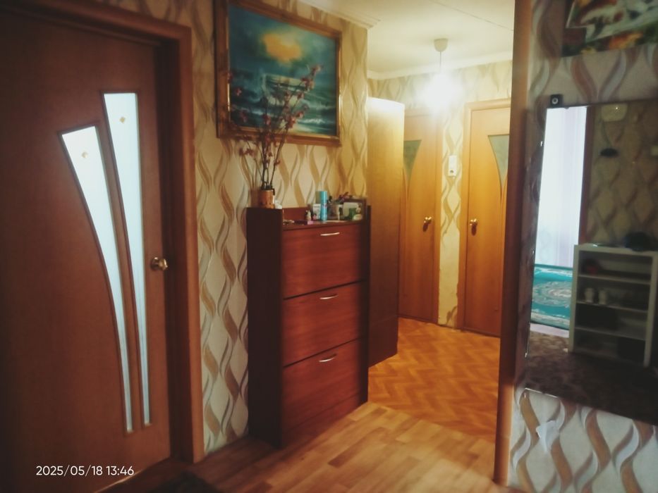 Продается 4 комнатная квартира