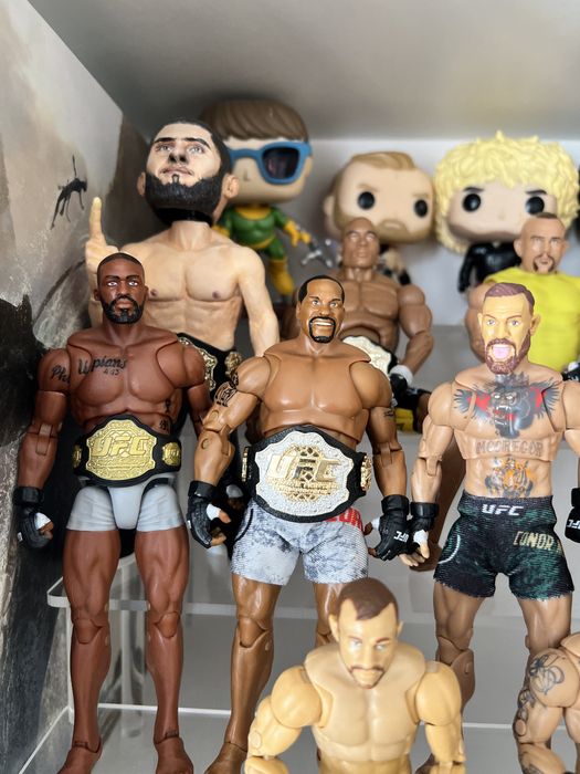 Экшн фигурки бойцов UFC