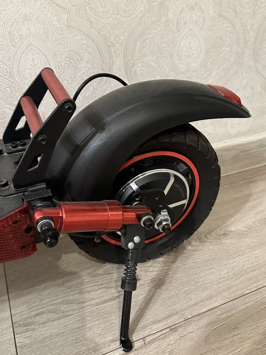Продам самокат Kuquay M4 Pro