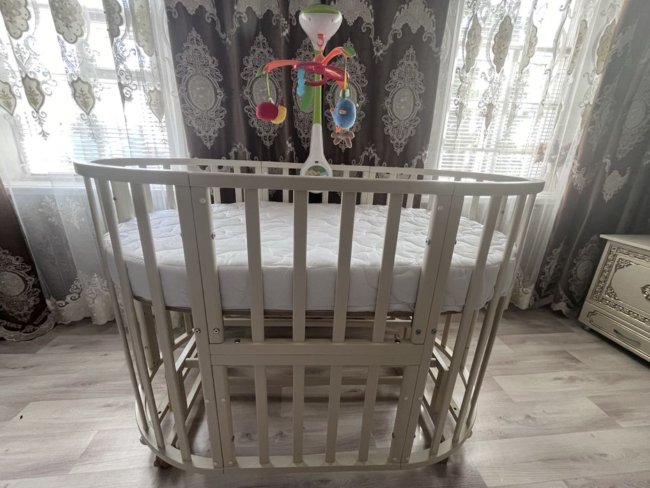 Продам детскую кроватку