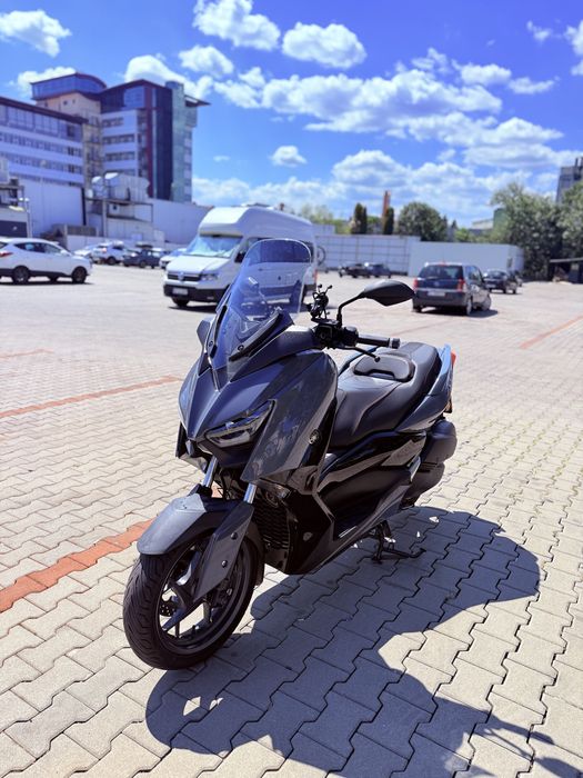 Yamaha xmax 300