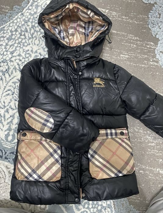 Продам зимние куртки