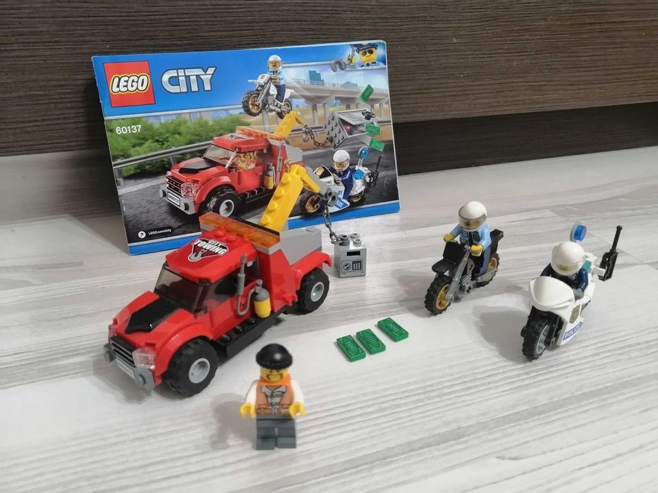 LEGO City, Tow Truck Trouble, 60137