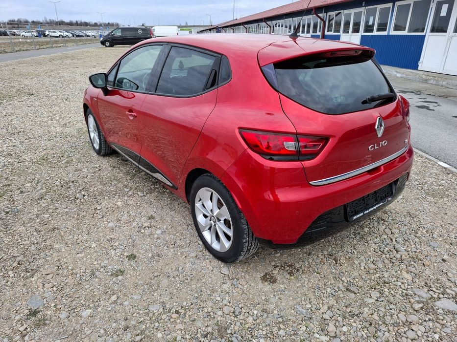 Renault Clio Limited 2016 0.9 TCE 144000 km