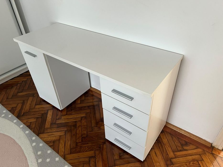 Masa birou alba 135x50x75,50cm