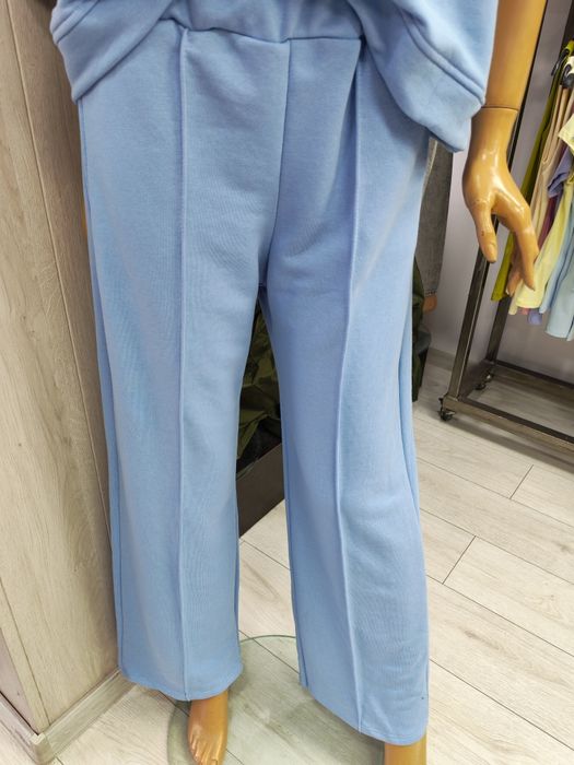 Нов екип от две части