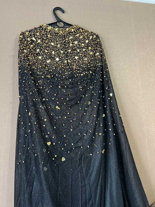 Вечернее платье на любой праздник