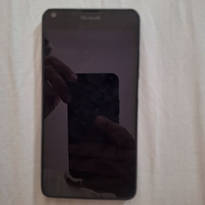 Vând telefon Microsoft Lumia 640