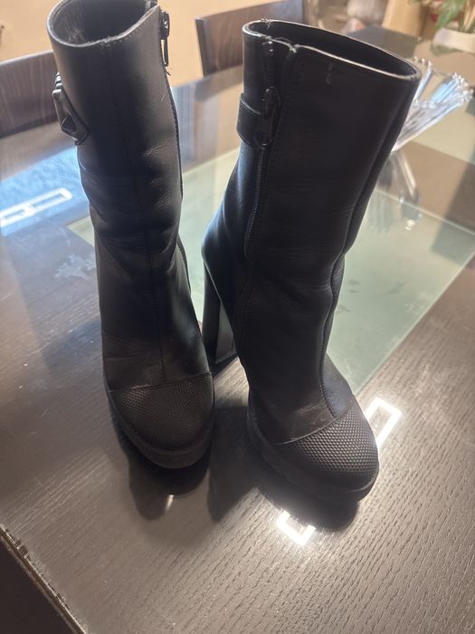 Daris боти черни с ток