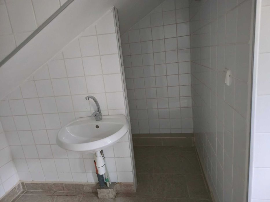 Магазин под наем на търговска улица