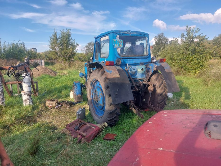 Продам трактор с куном